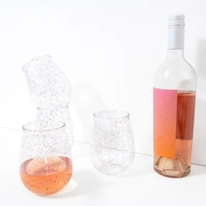 Ban.do NIB Set of Four Clear Pink Glitter Infused Acrylic Stemless Wine Glasses